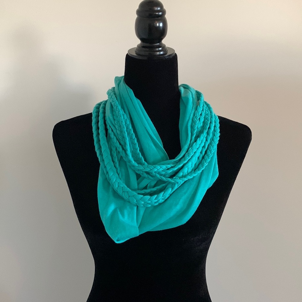 Cute layered scarf